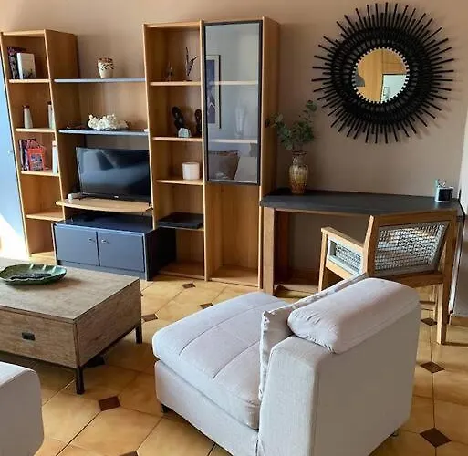 Stelios House
