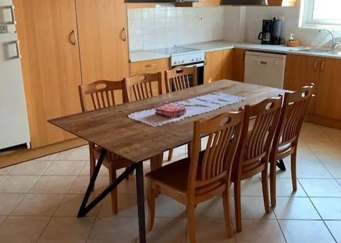 Stelios House